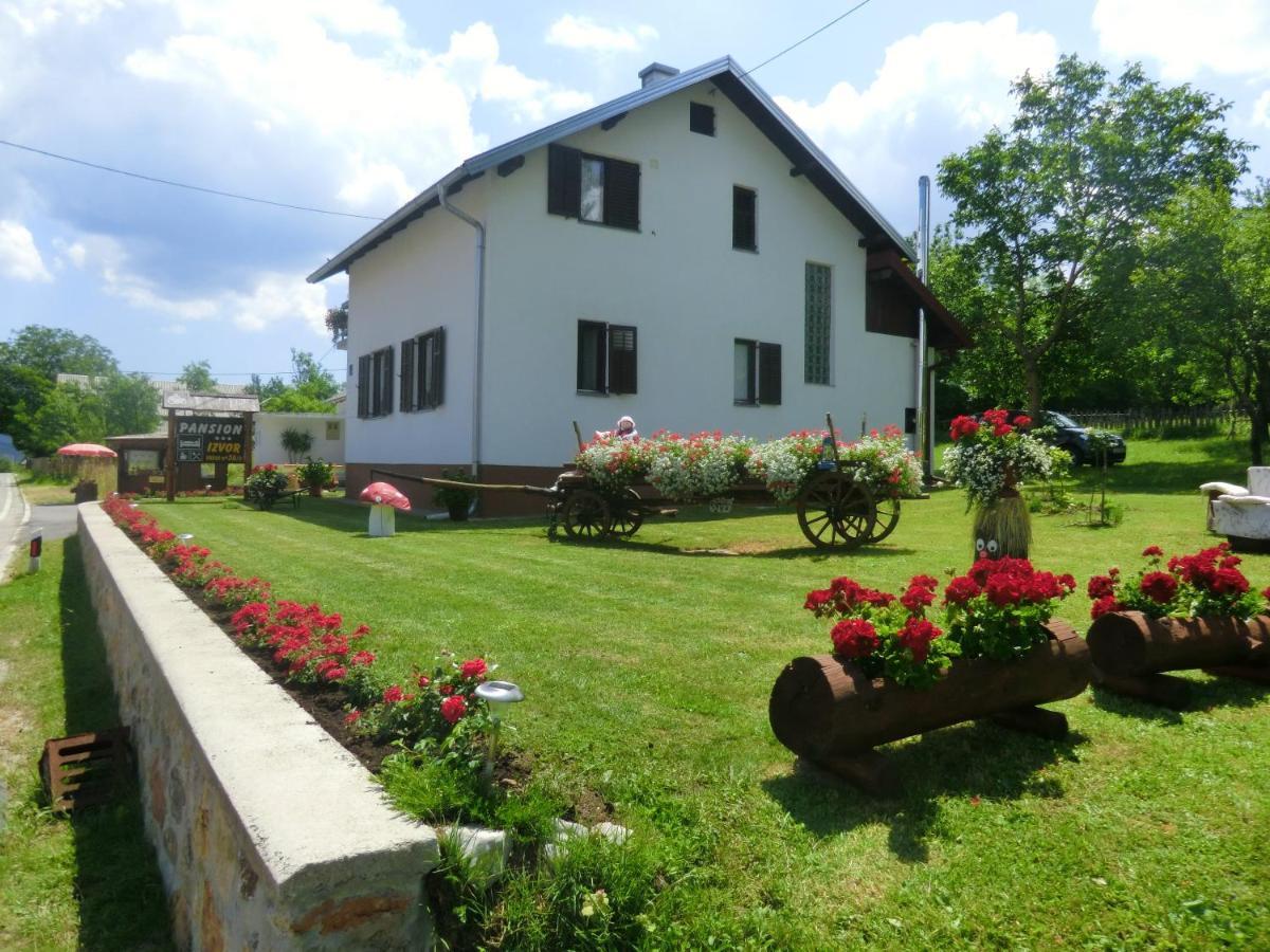 Hotel Pansion Izvor Korenica Exteriér fotografie