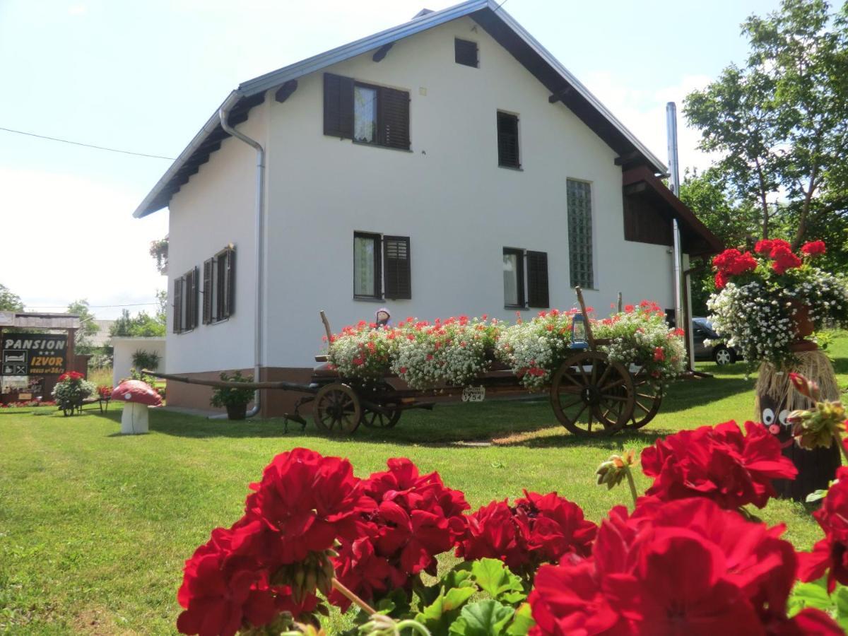 Hotel Pansion Izvor Korenica Exteriér fotografie